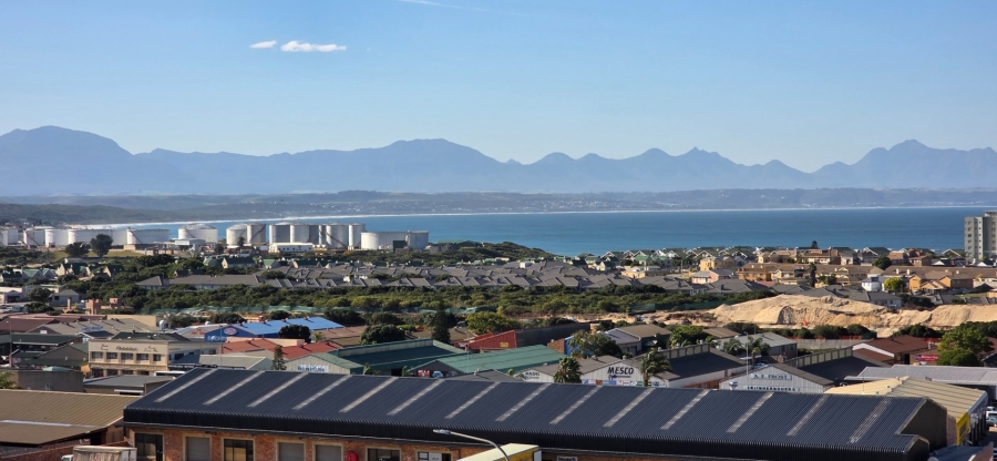 2 Bedroom Property for Sale in Diaz Industria Western Cape